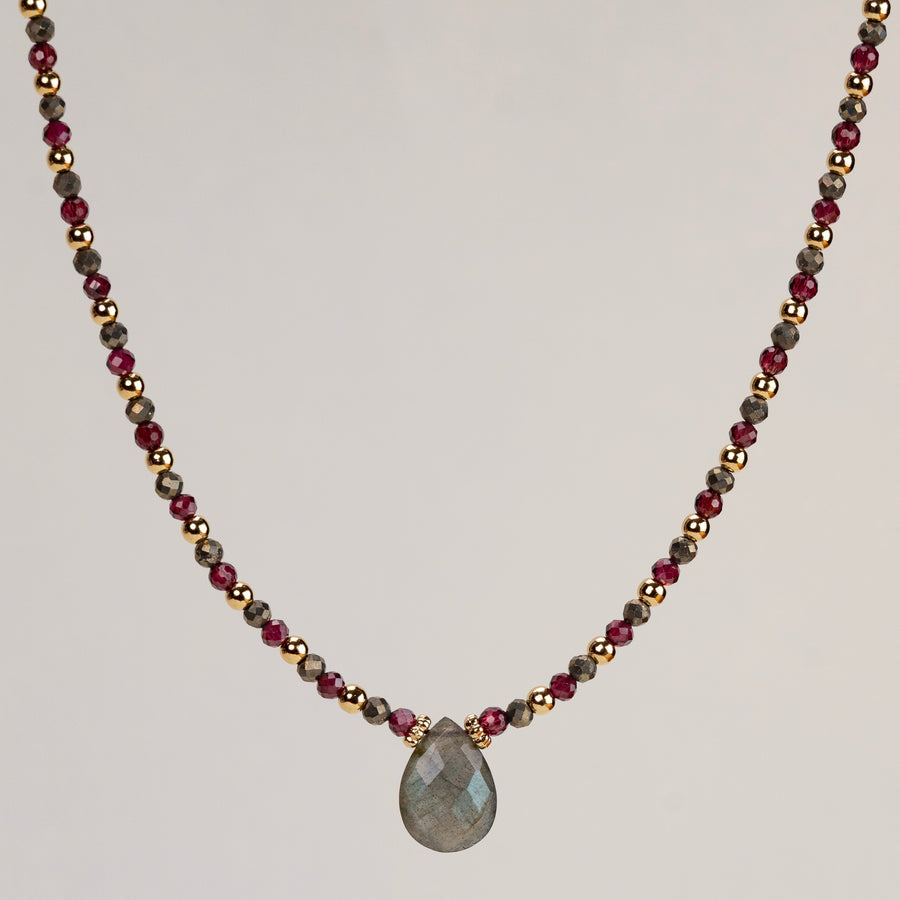 Anaé Necklace 
