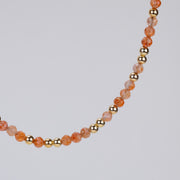 Collier Anna en pierre de soleil dorée