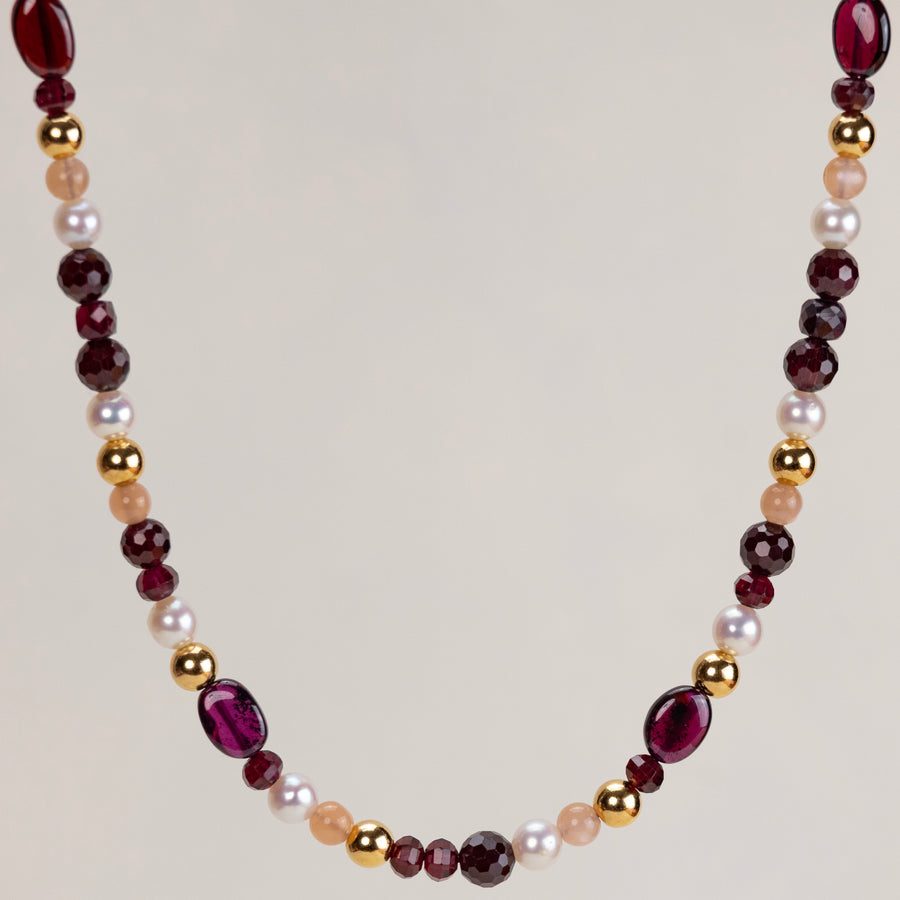 Esme Necklace 